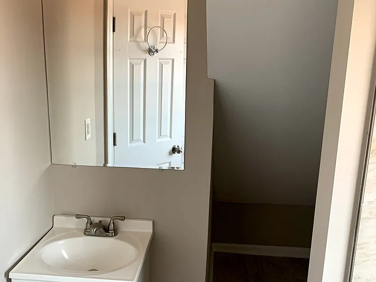 4504 Bowen Rd SE — Photo 10
