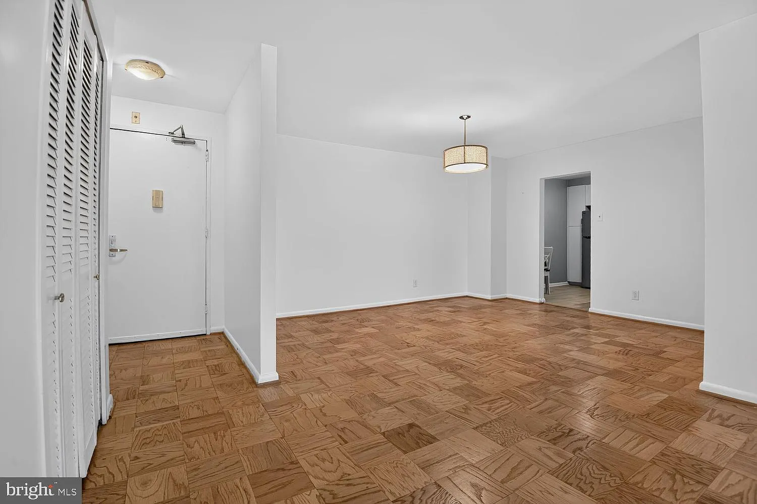 2 bed, 2.0 bath, 1336 sqft, $2,850 — Photo 2