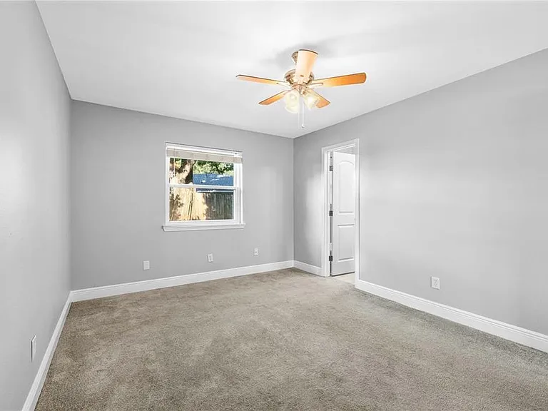 128 Dijon Dr — Photo 15