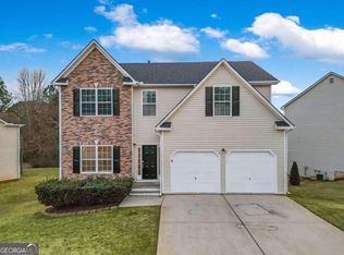6395 Queensdale Dr, Douglasville, GA 30135