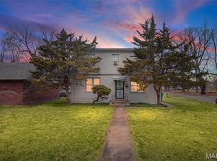 663 N 81st St, East Saint Louis, IL