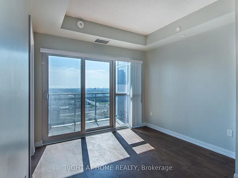 275 Village Green Sq #3225 — Photo 10