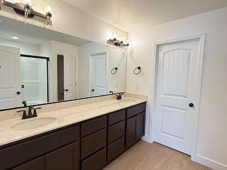 5062 Palisade Ave — Photo 5