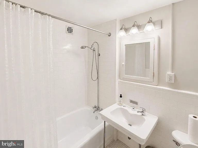 1324 Locust St #632 — Photo 12