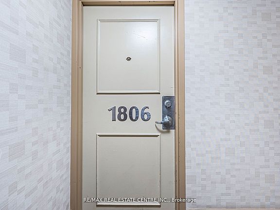 3rd image of 735 Don Mills Rd #1806