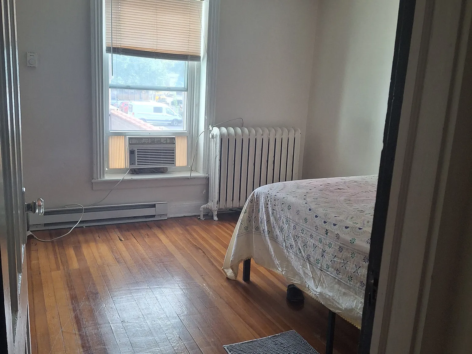 1 bed, 800 sqft, $1,195 — Photo 2