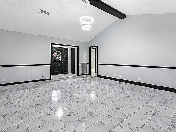 4th image of 304 Pellerin Dr