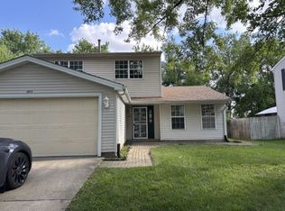 1013 W Briarcliff Rd, Bolingbrook, IL 60440