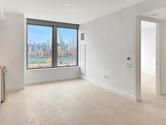 Rented by Fact Real Estate LLC | media 9