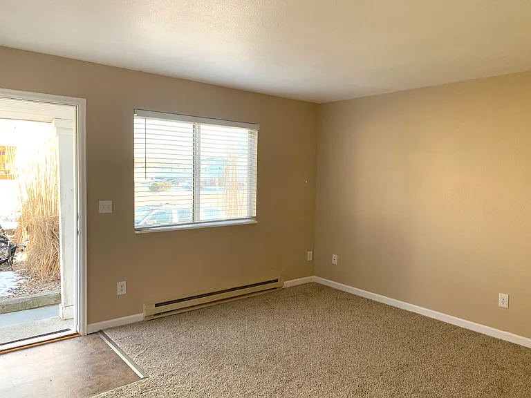 1700 Erin Ct #B — Photo 8
