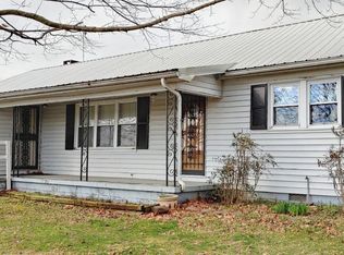 14612 Pond Creek Rd, Philadelphia, TN 37846