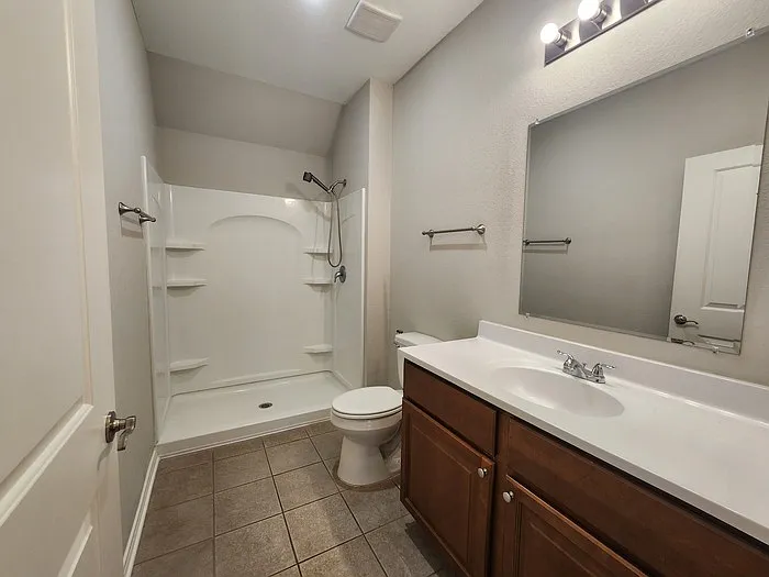 15564 Palmira Ave — Photo 8