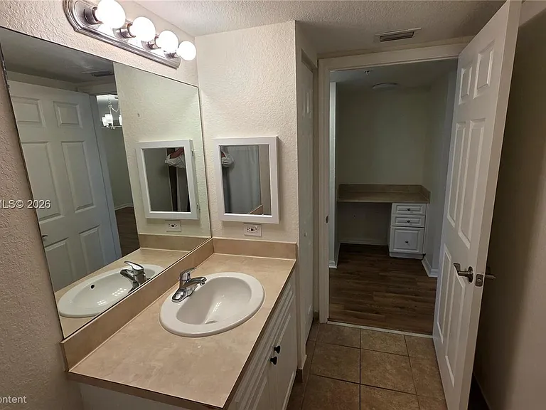 6768 Heritage Grande #208 — Photo 18
