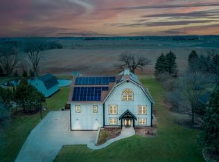 9439 Corneils Rd, Bristol, IL 60512