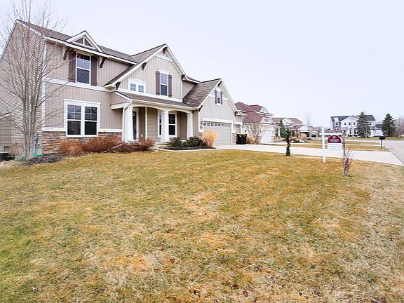 2nd image of 783 Moorings Dr