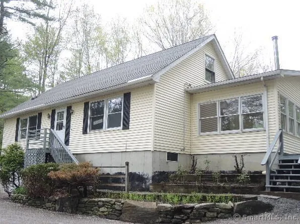 2 Herman Road, Winchester, CT 06098