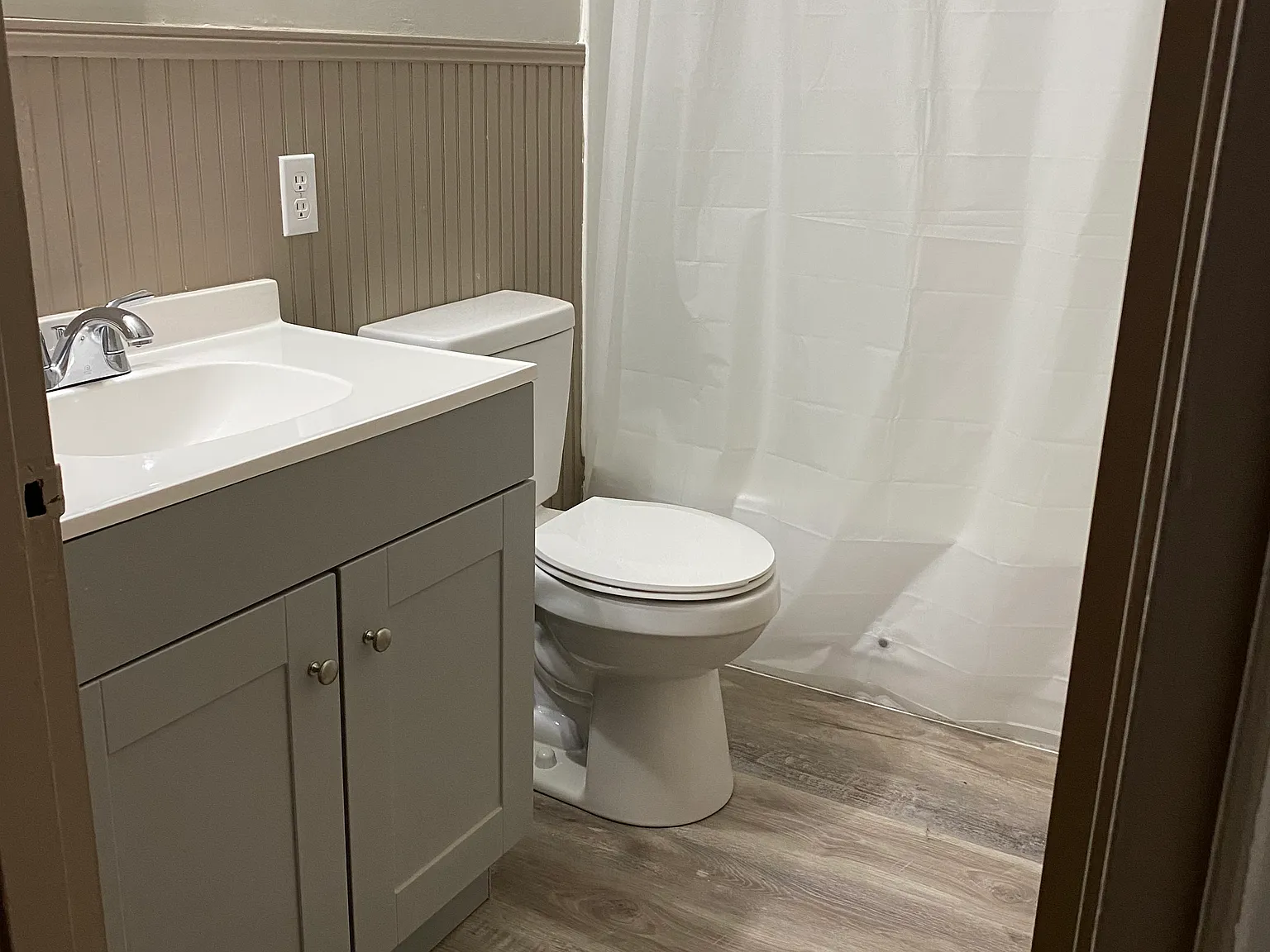 2 bedroom 1 bathroom for Rent — Photo 2