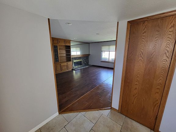 4th image of 8901 Pinehurst Cir
