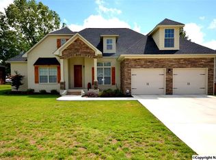 1306 Gypsy Trl SW, Hartselle, AL 35640