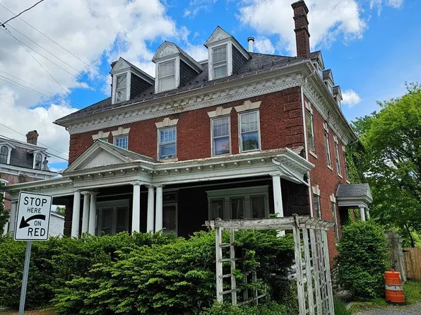 114 2nd St, Huntingdon, PA 16652