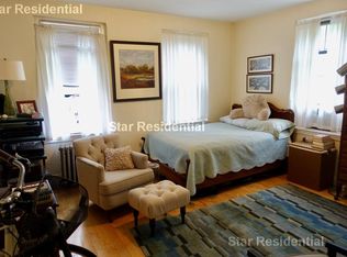 67 Queensberry St #114, Boston, MA 02215