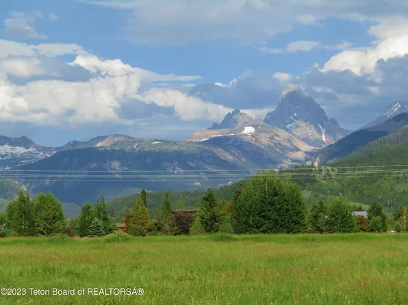 2615 Sunrise Dr, Driggs, ID 83422