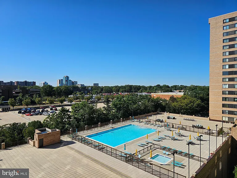 3709 S George Mason Dr #710 — Photo 9