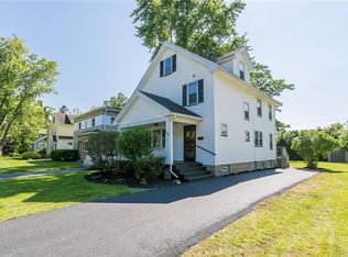 159 Brooklawn Dr, Rochester, NY 14618