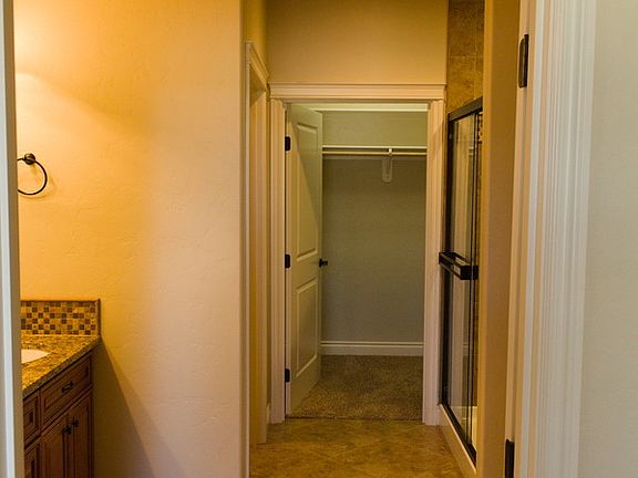 5th image of 2437 Bramasole Dr #1