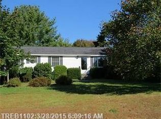 27 Ingraham St, Manchester, ME 04351