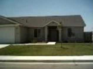 1904 S Kerckhoff Way, Hanford, CA 93230