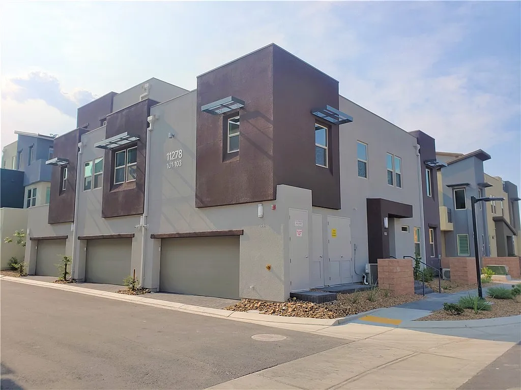 2 bed, 2.5 bath, 1546 sqft, $2,850 — Photo 1