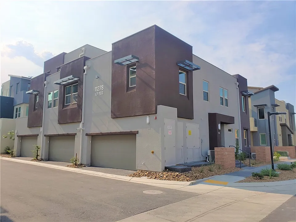 11278 Kraft Mountain Ave #103