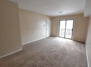 815 Woods Ave #2, Joliet, IL 60436