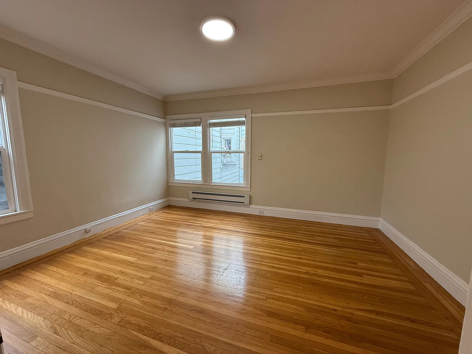 1 bed, 800 sqft, $3,990 — Photo 4