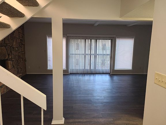 2nd image of 2292 Foxmoor Ln #60