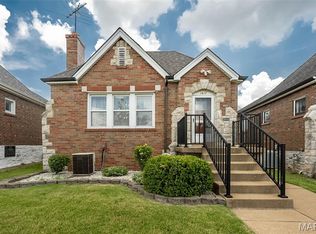 3922 Alexander St, Saint Louis, MO 63116