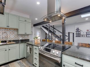 233 W Queen St #B, Hampton, VA 23669