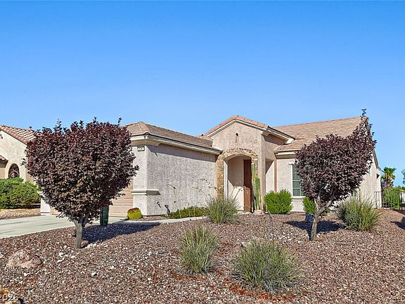 3rd image of 2141 Sawtooth Mountain Dr
