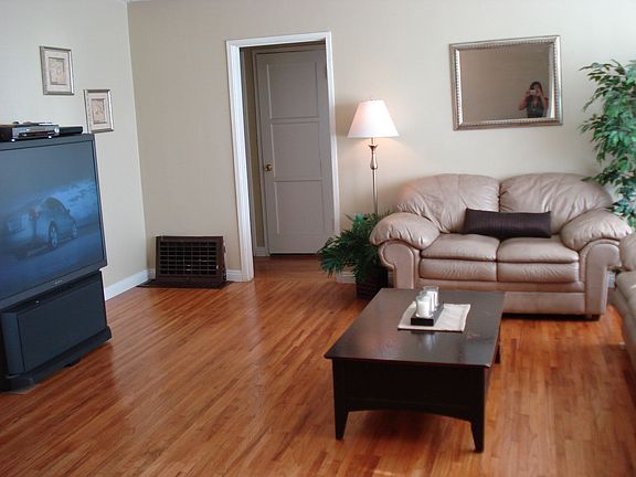 3rd image of 5902 Eastbrook Ave