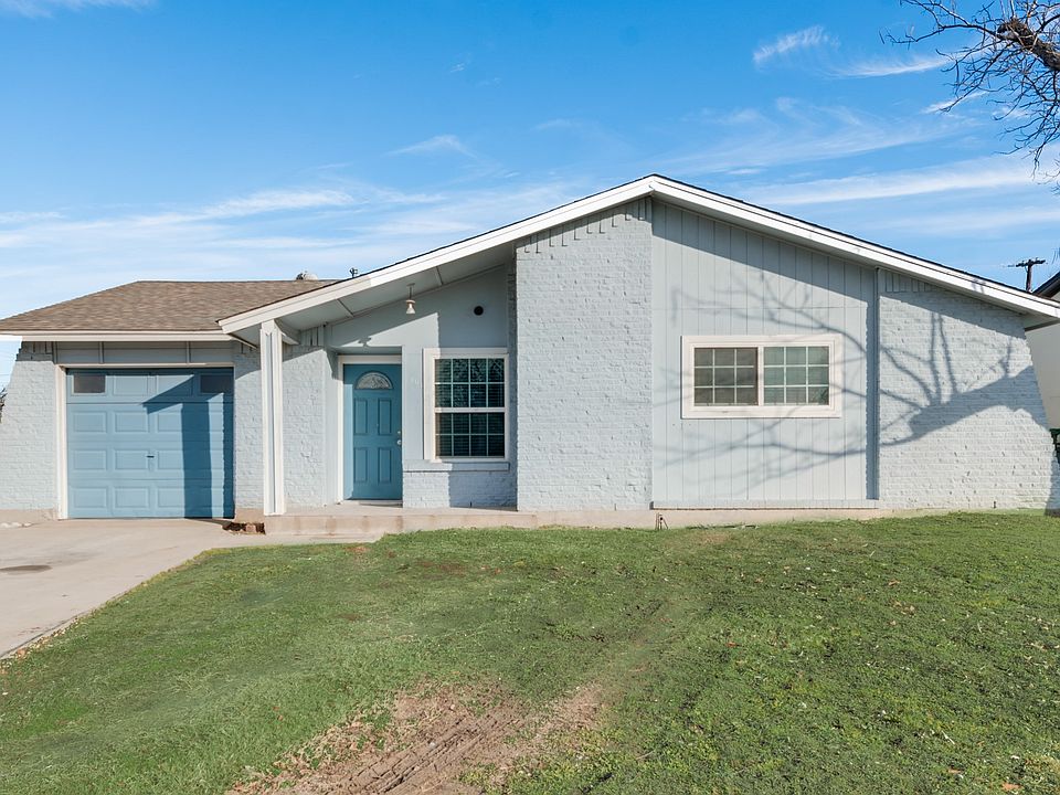 1st image of 901 Glynn Oaks Dr