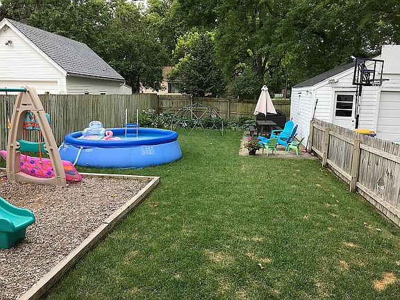 Backyard - perfect for play!