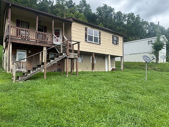 2nd image of 927 Beverly Dr