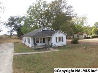 2060 Ironman Rd, Hartselle, AL 35640