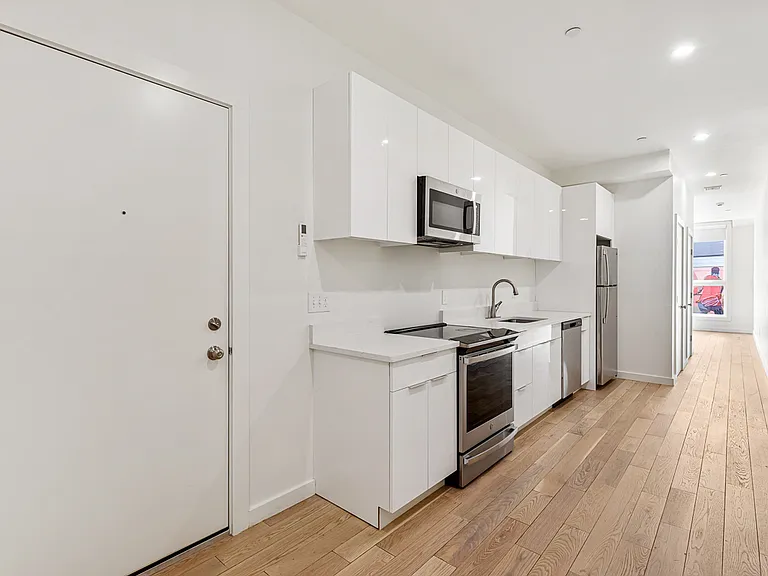 71 Richmond St #5 — Photo 18
