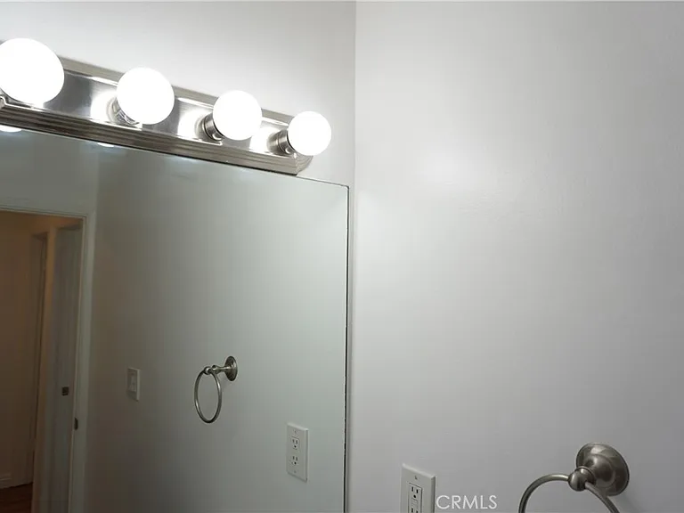4610 Densmore Ave #20 — Photo 49