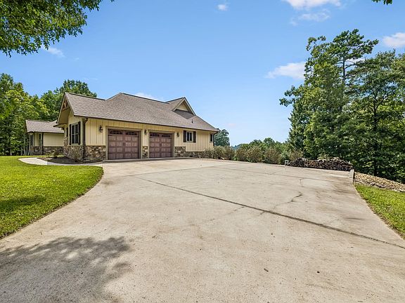 5th image of 2620 Hobbstown Rd