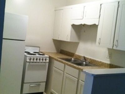 4th image of 346 S 11th St APT 2