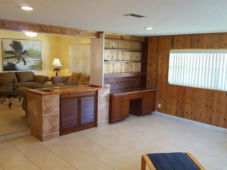 Built-in Desk/Bookcase