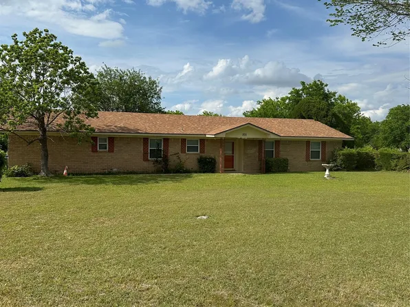 200 Earle Rd, Hewitt, TX 76643
